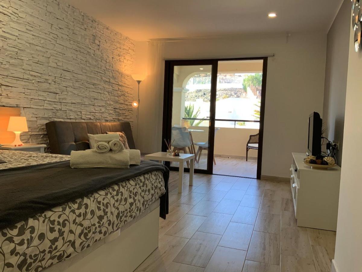 Boutique Apartment Лос Кристианос Екстериор снимка